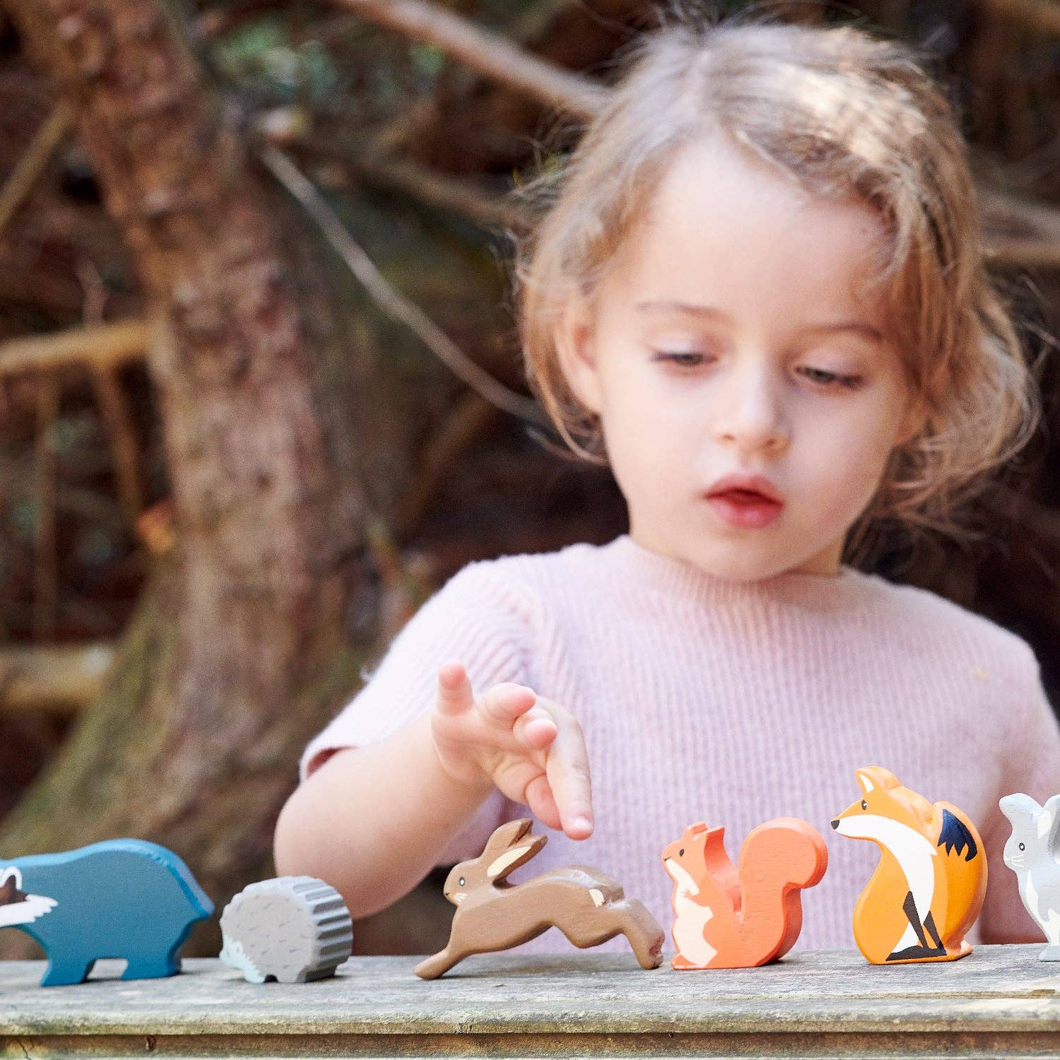 8 Woodland Animals & Shelf - Image 3