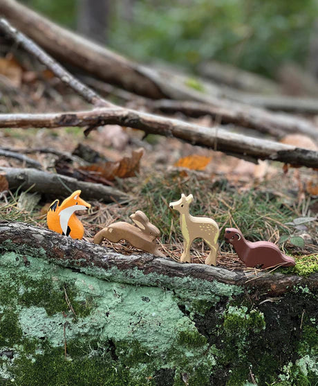 8 Woodland Animals & Shelf - Image 4
