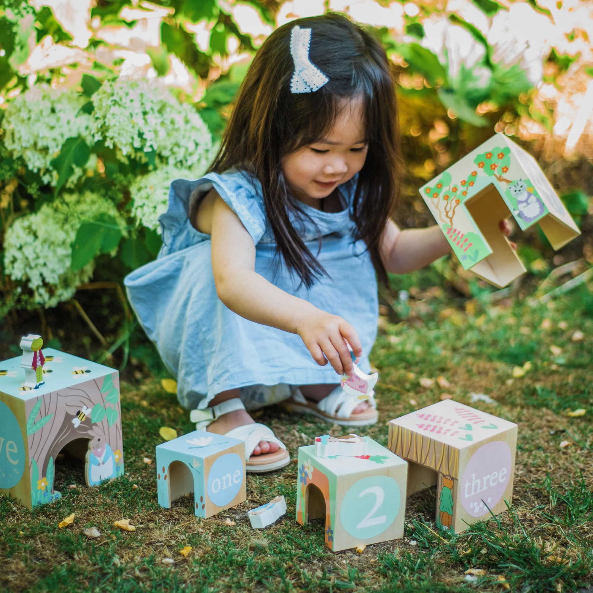 Peter Rabbit™ Wooden Stacking Cubes - Image 4