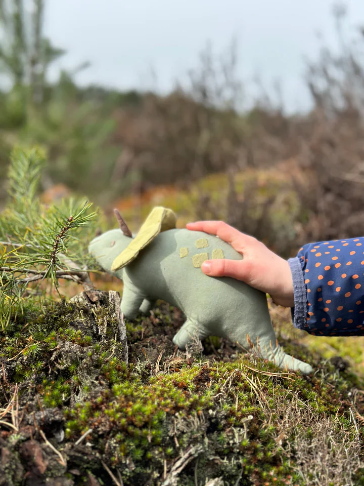 Trike Linen Dinosaur Toy (Triceratops) - Image 3